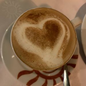 Meet your Posher, Jjulia